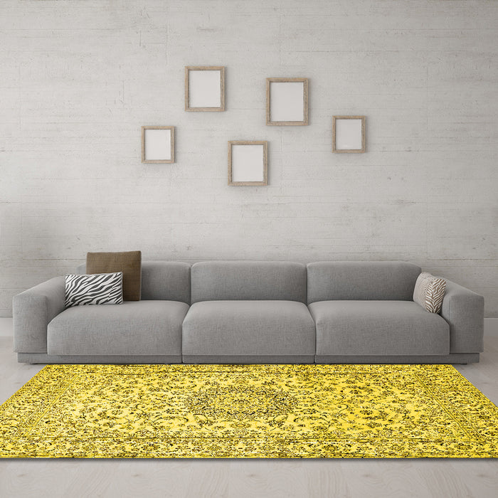 Machine Washable Medallion Yellow Traditional Rug in a Living Room, wshtr726yw