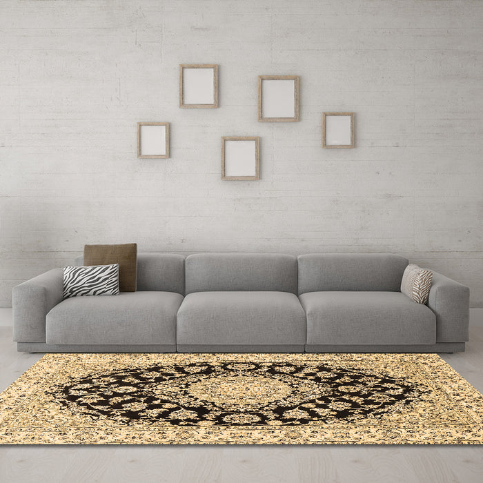 Machine Washable Medallion Brown Traditional Rug in a Living Room,, wshtr727brn