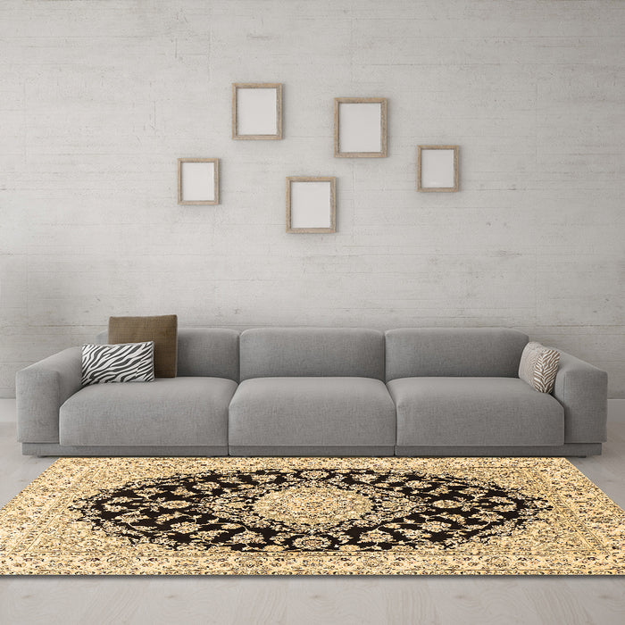 Machine Washable Medallion Brown Traditional Rug in a Living Room,, wshtr728brn