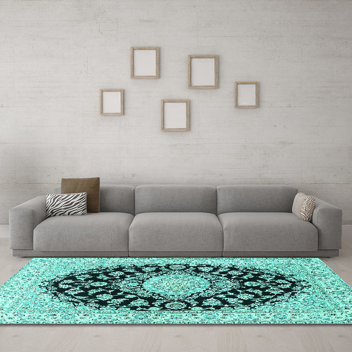 Machine Washable Medallion Turquoise Traditional Area Rugs in a Living Room,, wshtr728turq