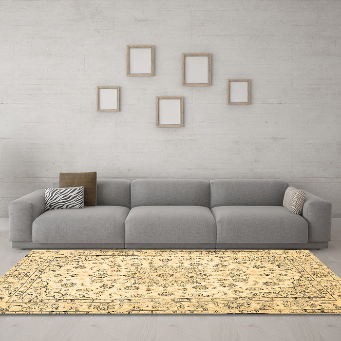 Machine Washable Medallion Brown Traditional Rug in a Living Room,, wshtr730brn