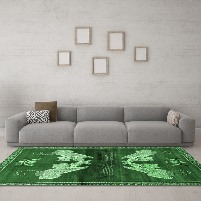 Machine Washable Animal Emerald Green Traditional Area Rugs in a Living Room,, wshtr734emgrn
