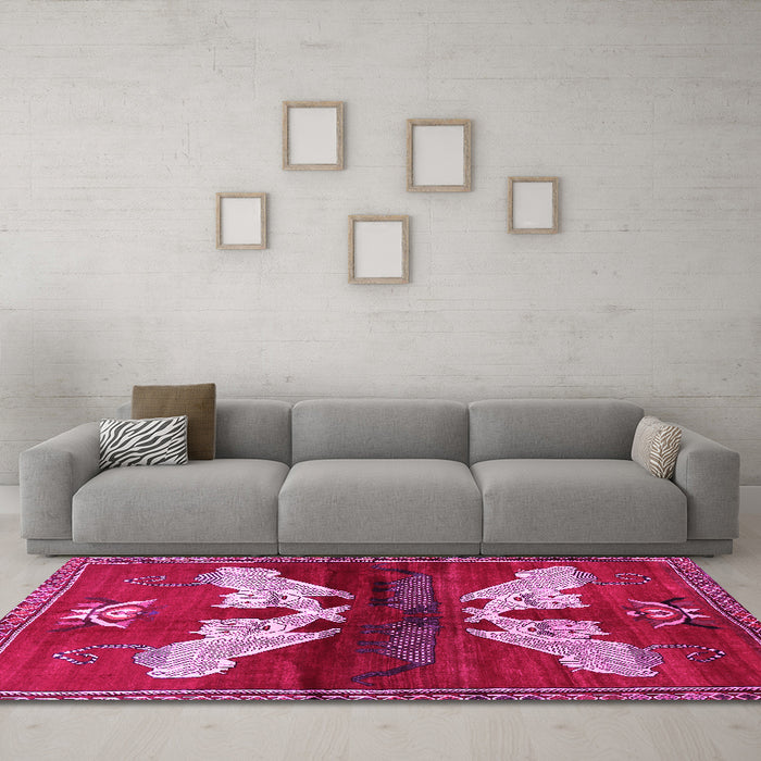Machine Washable Animal Pink Traditional Rug in a Living Room, wshtr734pnk
