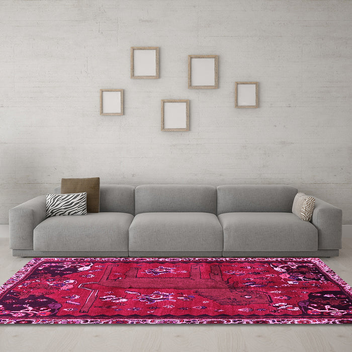 Machine Washable Animal Pink Traditional Rug in a Living Room, wshtr736pnk