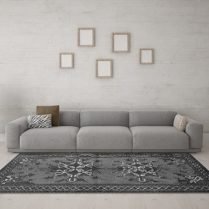 Machine Washable Persian Gray Traditional Rug in a Living Room,, wshtr749gry