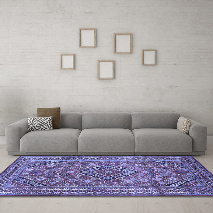 Machine Washable Persian Blue Traditional Rug in a Living Room, wshtr74blu