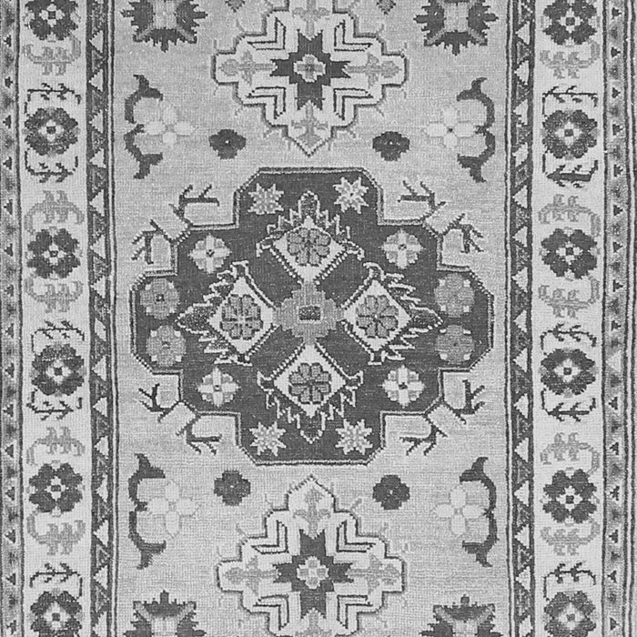 Serging Thickness of Machine Washable Persian Gray Traditional Rug, wshtr750gry