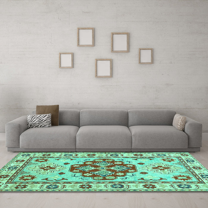 Machine Washable Persian Turquoise Traditional Area Rugs in a Living Room,, wshtr750turq