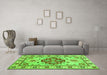 Machine Washable Persian Green Traditional Area Rugs in a Living Room,, wshtr750grn