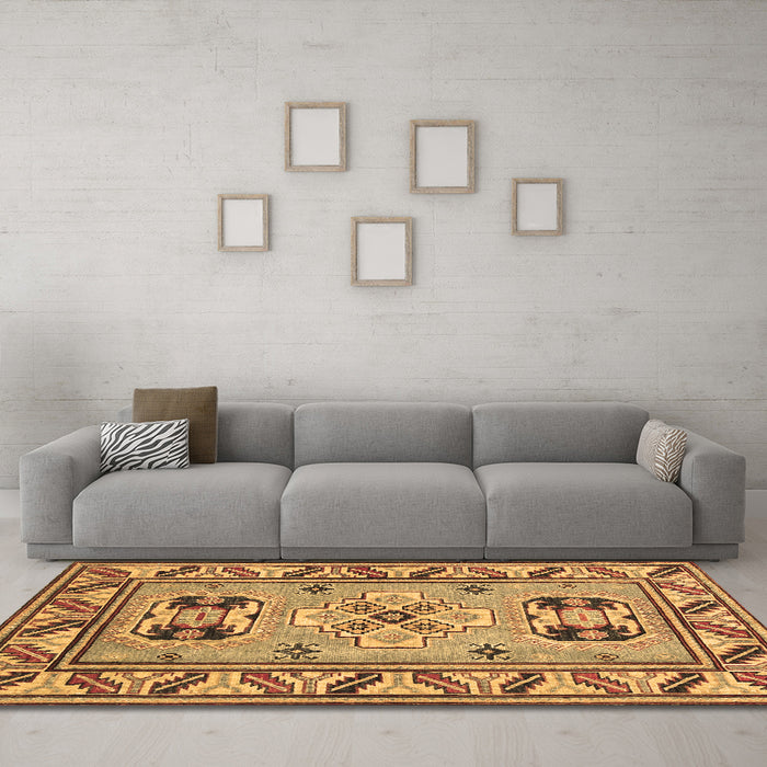 Machine Washable Geometric Brown Traditional Rug in a Living Room,, wshtr752brn