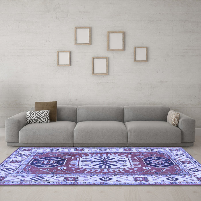 Machine Washable Persian Blue Traditional Rug in a Living Room, wshtr753blu