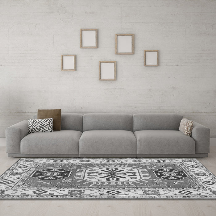 Machine Washable Persian Gray Traditional Rug in a Living Room,, wshtr753gry