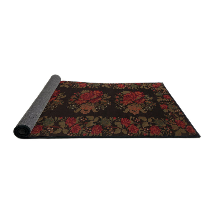 Sideview of Traditional Red Medallion Rug, tr758