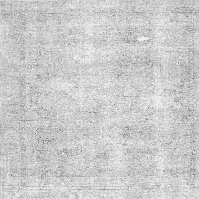 Round Machine Washable Persian Gray Traditional Rug, wshtr770gry