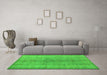 Machine Washable Persian Green Traditional Area Rugs in a Living Room,, wshtr772grn