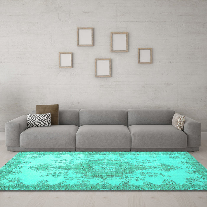 Machine Washable Persian Turquoise Traditional Area Rugs in a Living Room,, wshtr777turq