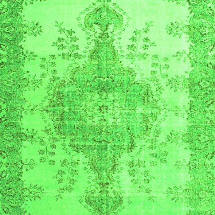 Serging Thickness of Machine Washable Persian Green Traditional Area Rugs, wshtr777grn