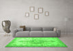 Machine Washable Persian Green Traditional Area Rugs in a Living Room,, wshtr777grn