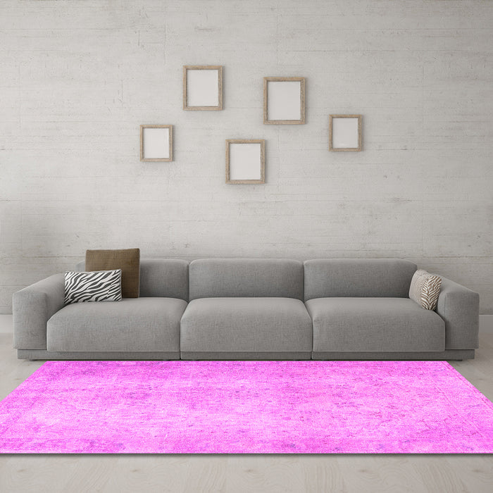 Machine Washable Persian Pink Traditional Rug in a Living Room, wshtr778pnk