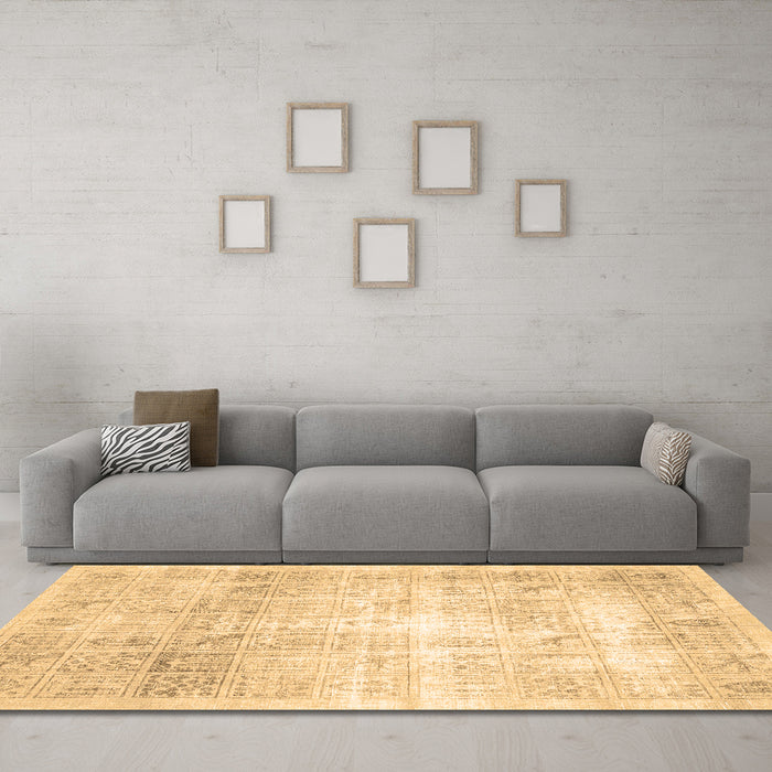 Machine Washable Persian Brown Traditional Rug in a Living Room,, wshtr782brn