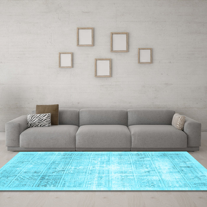 Machine Washable Persian Light Blue Traditional Rug in a Living Room, wshtr782lblu