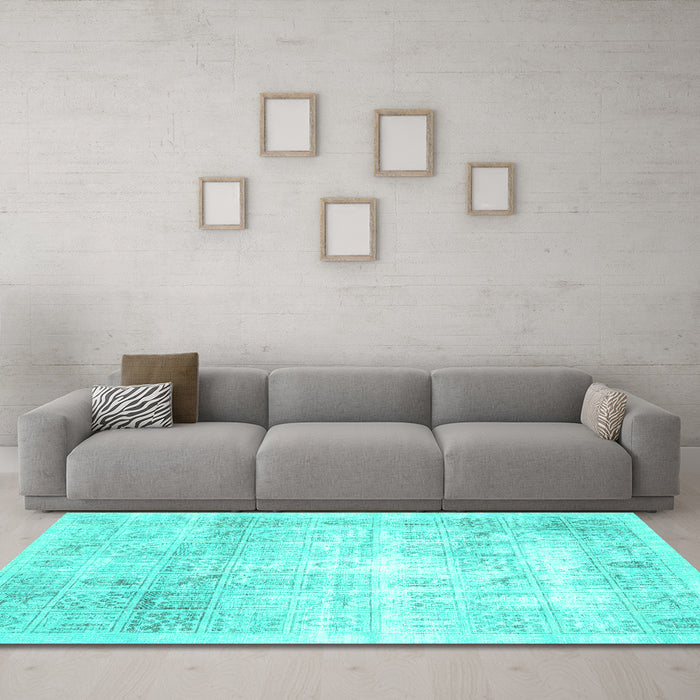 Machine Washable Persian Turquoise Traditional Area Rugs in a Living Room,, wshtr782turq