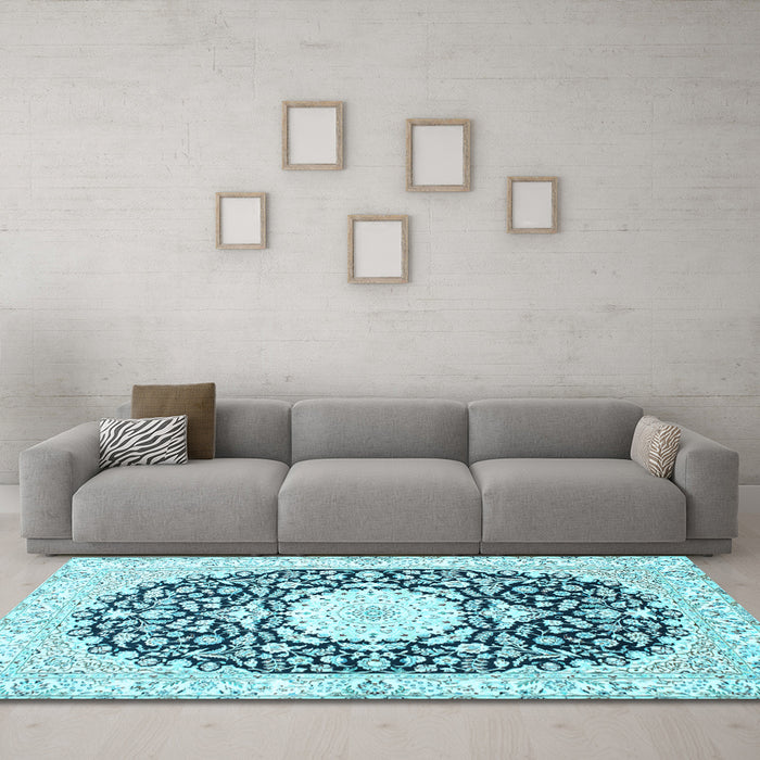Machine Washable Medallion Light Blue Traditional Rug in a Living Room, wshtr78lblu