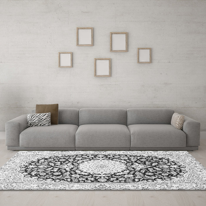 Machine Washable Medallion Gray Traditional Rug in a Living Room,, wshtr78gry