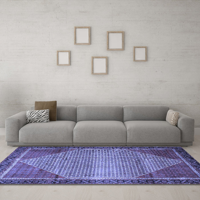 Machine Washable Persian Blue Traditional Rug in a Living Room, wshtr790blu