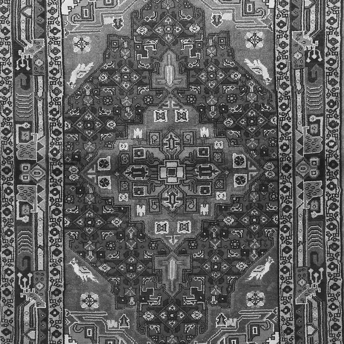 Serging Thickness of Machine Washable Persian Gray Traditional Rug, wshtr794gry