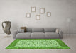 Machine Washable Persian Green Traditional Area Rugs in a Living Room,, wshtr795grn