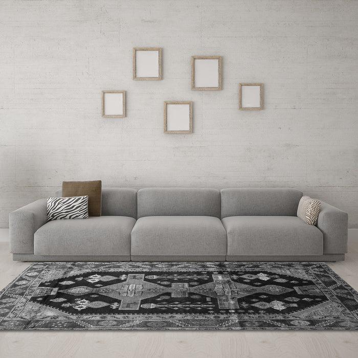 Machine Washable Persian Gray Traditional Rug in a Living Room,, wshtr79gry