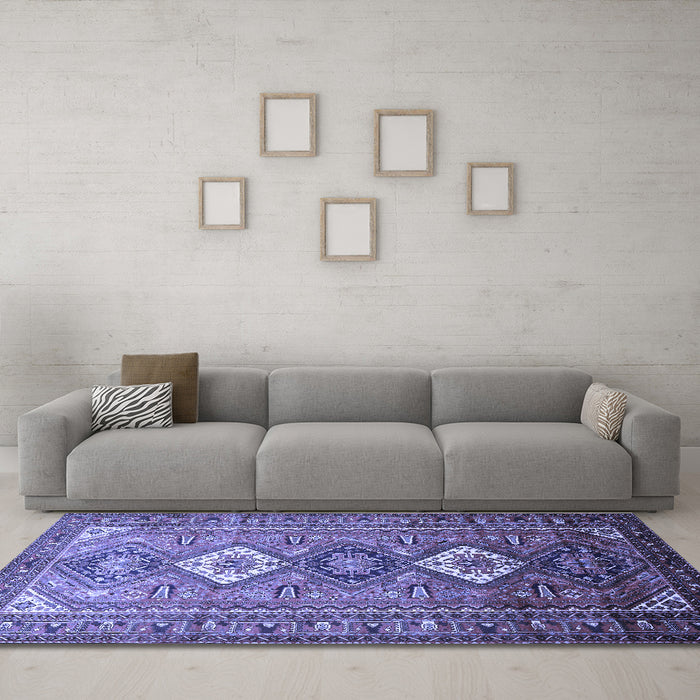 Machine Washable Persian Blue Traditional Rug in a Living Room, wshtr812blu