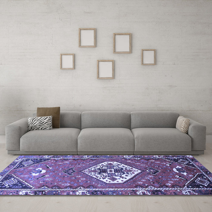 Machine Washable Persian Blue Traditional Rug in a Living Room, wshtr813blu