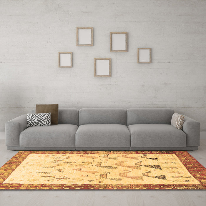 Machine Washable Persian Brown Traditional Rug in a Living Room,, wshtr815brn