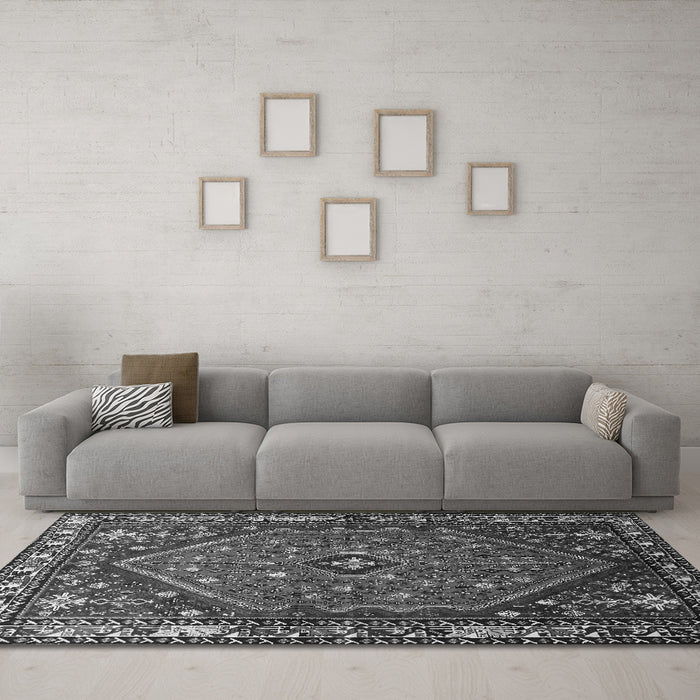 Machine Washable Persian Gray Traditional Rug in a Living Room,, wshtr817gry