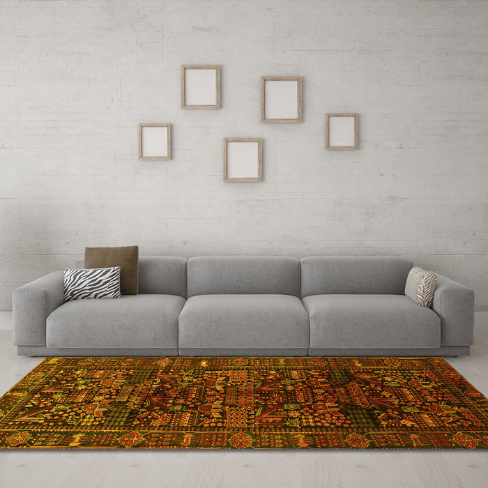 Machine Washable Persian Yellow Traditional Rug in a Living Room, wshtr81yw