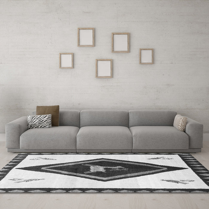 Machine Washable Persian Gray Traditional Rug in a Living Room,, wshtr820gry