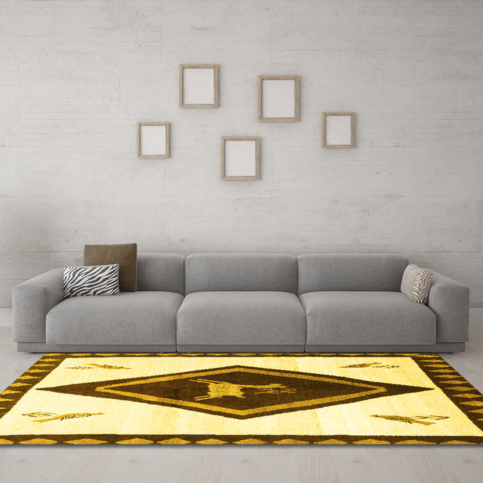 Machine Washable Persian Yellow Traditional Rug in a Living Room, wshtr820yw