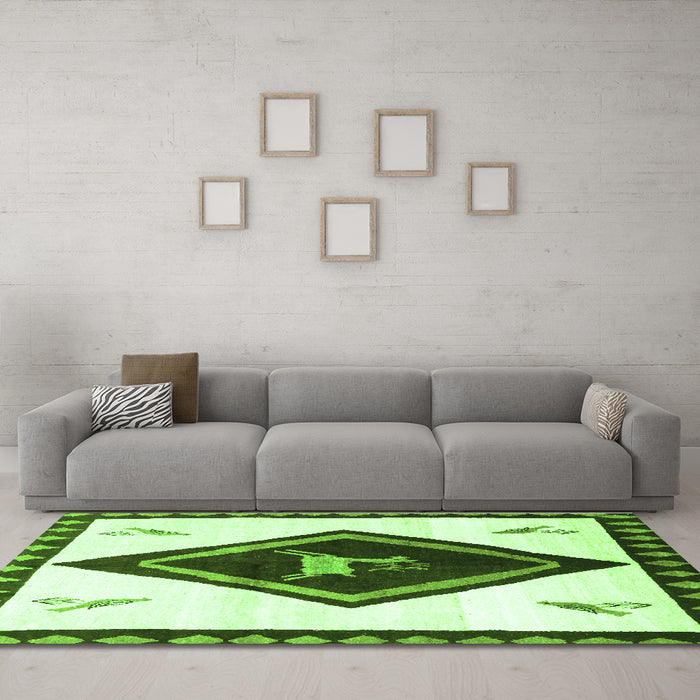 Machine Washable Persian Green Traditional Area Rugs in a Living Room,, wshtr820grn