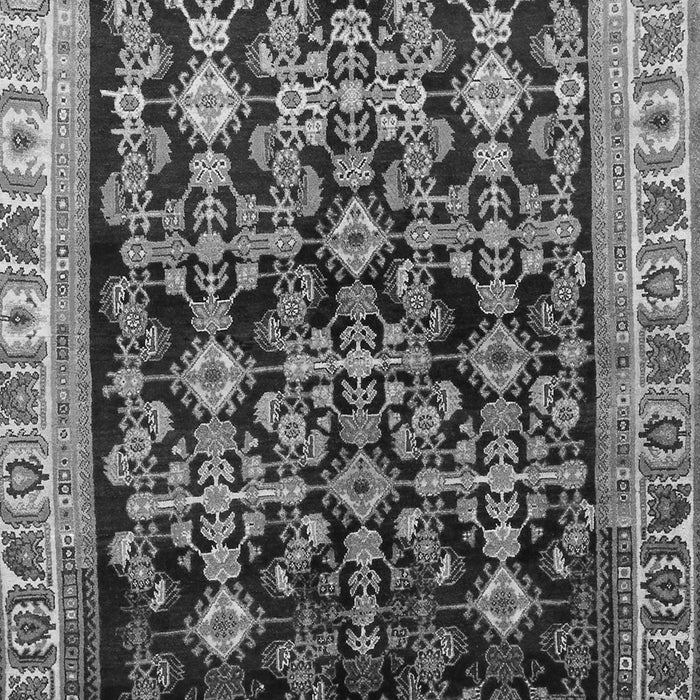 Serging Thickness of Machine Washable Persian Gray Traditional Rug, wshtr823gry