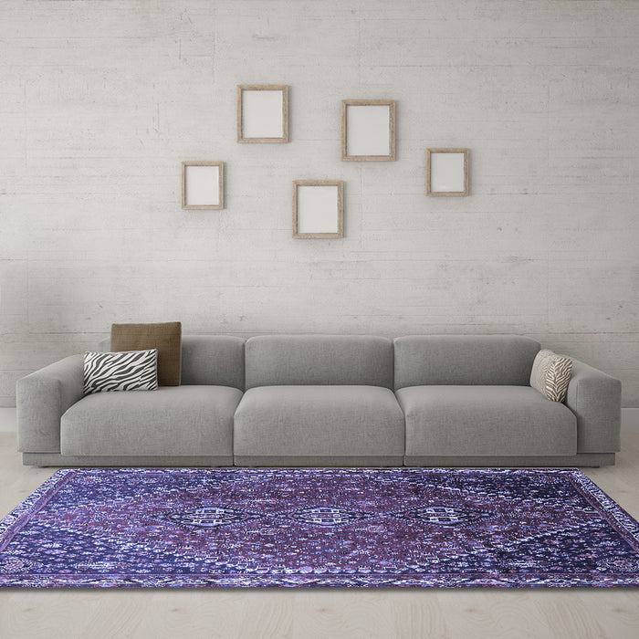 Machine Washable Persian Blue Traditional Rug in a Living Room, wshtr828blu