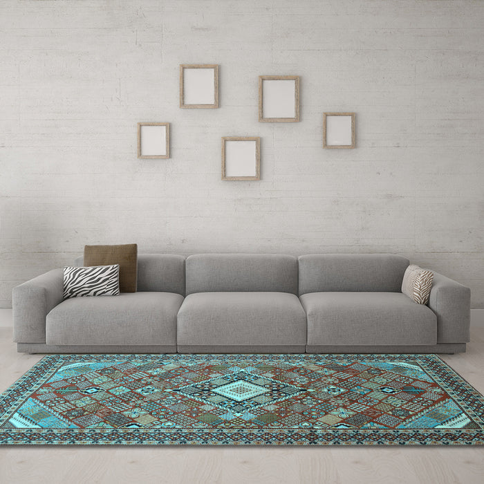 Machine Washable Persian Light Blue Traditional Rug in a Living Room, wshtr82lblu