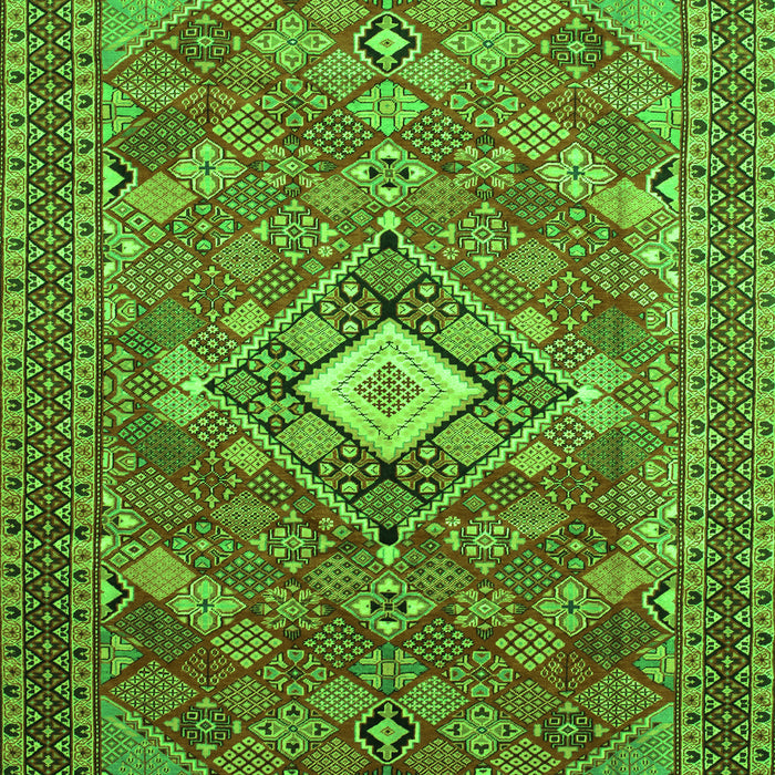 Serging Thickness of Machine Washable Persian Green Traditional Area Rugs, wshtr82grn