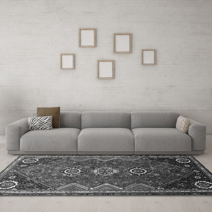 Machine Washable Persian Gray Traditional Rug in a Living Room,, wshtr831gry