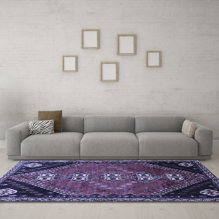 Machine Washable Persian Blue Traditional Rug in a Living Room, wshtr833blu