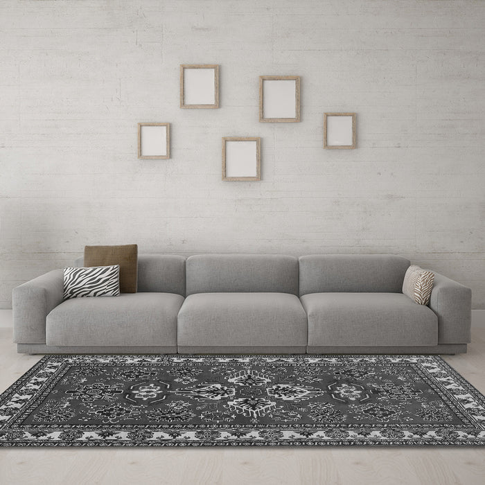Machine Washable Persian Gray Traditional Rug in a Living Room,, wshtr834gry