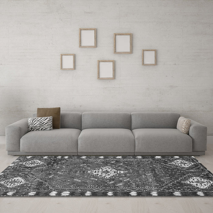 Machine Washable Persian Gray Traditional Rug in a Living Room,, wshtr838gry