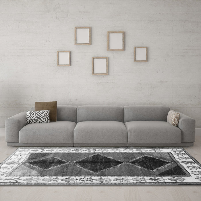 Machine Washable Persian Gray Traditional Rug in a Living Room,, wshtr839gry