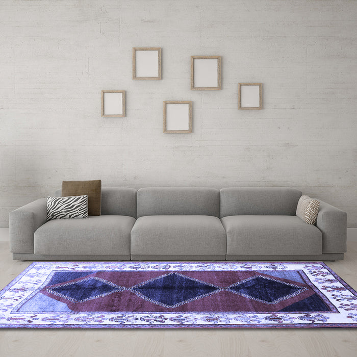 Machine Washable Persian Blue Traditional Rug in a Living Room, wshtr839blu